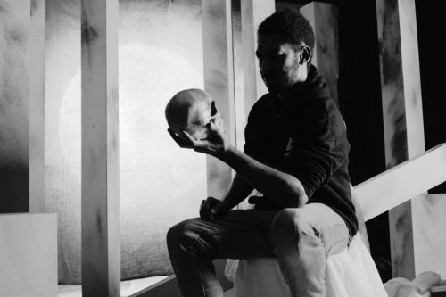 10 Swords and the Moon© Photo by Ariel Artur